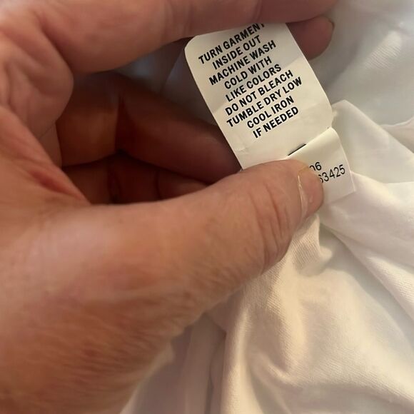 AYR White Lightweight Deep U-Neck T-shirt, size M - Picture 8 of 8